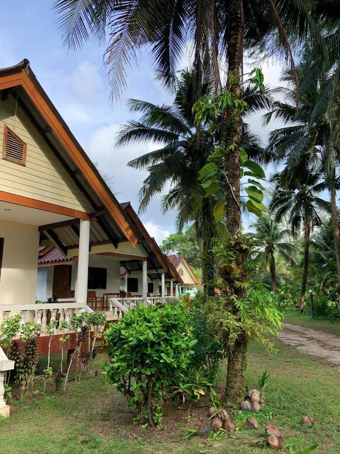 Smilebeach Resort Khaolak カオラック エクステリア 写真