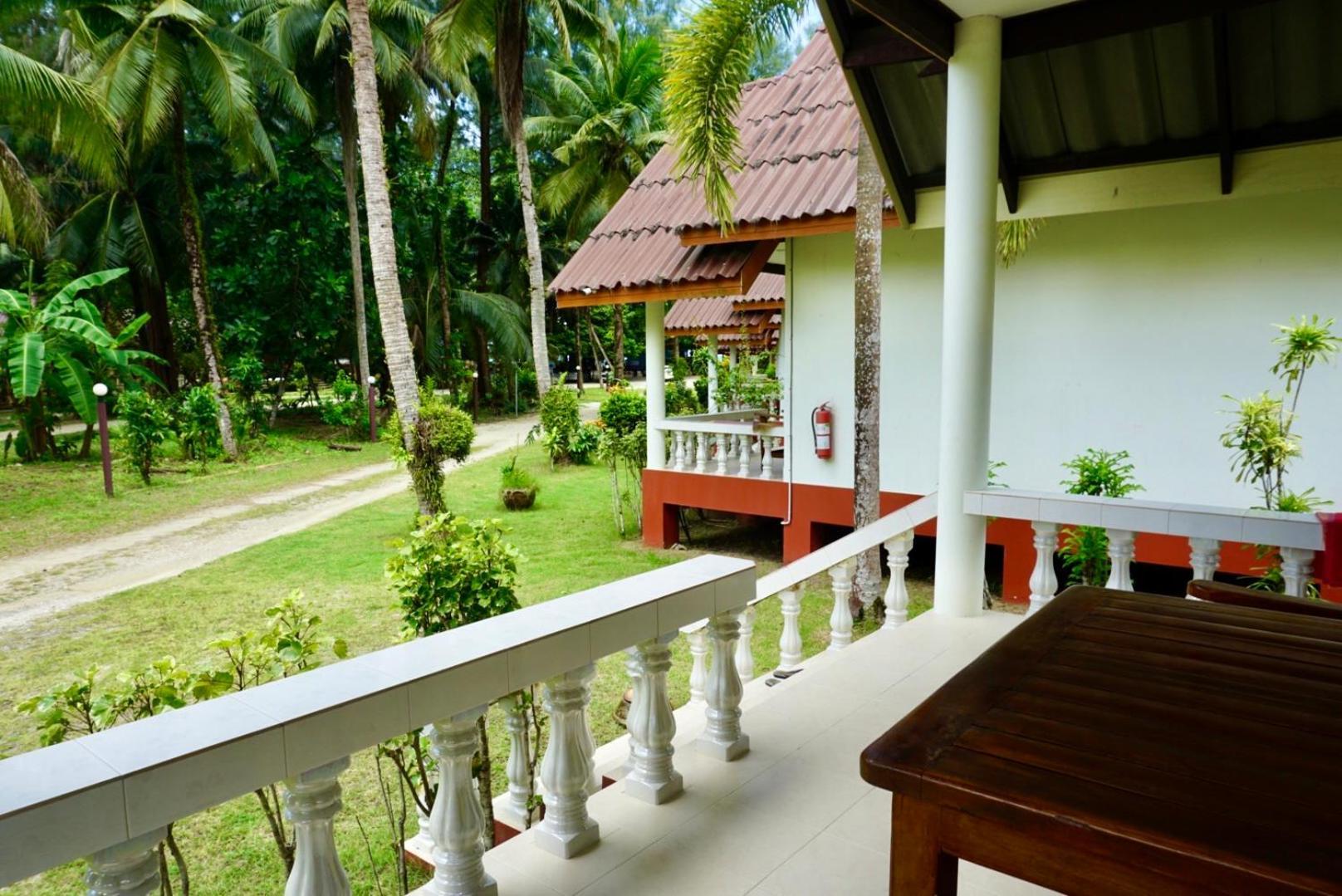 Smilebeach Resort Khaolak カオラック エクステリア 写真